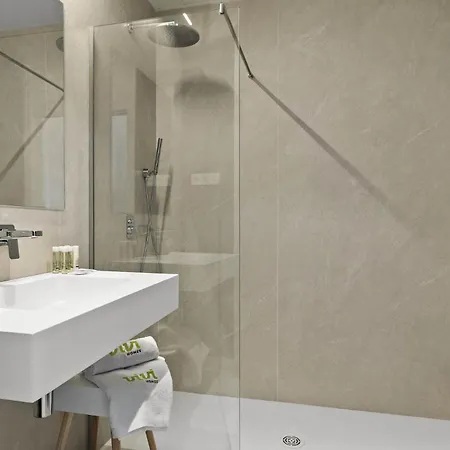 Vivi Homes - Sunrise Pool, Sauna, Gym, Terrace&sea View Apartamento Torremolinos