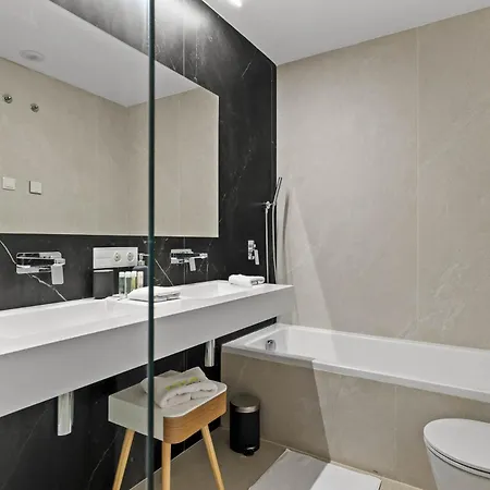 Vivi Homes - Sunrise Pool, Sauna, Gym, Terrace&sea View *