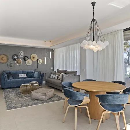 Apartamento Vivi Homes - Sunrise Pool, Sauna, Gym, Terrace&sea View *