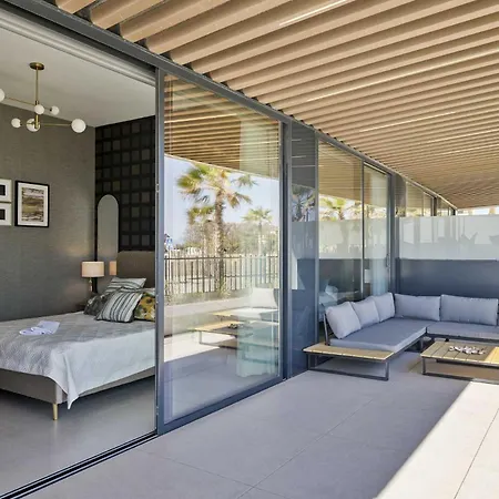 Vivi Homes - Sunrise Pool, Sauna, Gym, Terrace&sea View